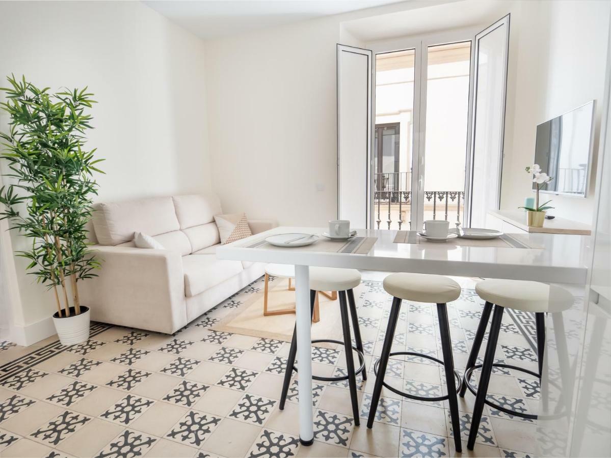 Home In Seville Luxury V33-1A Экстерьер фото